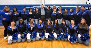 Carousel image 8afe2413ebbe346c7ef3 1 14 26 cheerleaders