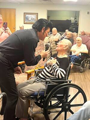 Carousel image a49d387fcfc50ae36c6c 12 13 elvis at slate valley pic