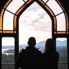 Carousel image e333b1bb57bc8788fcab 13 26comm the view from olana trivia event