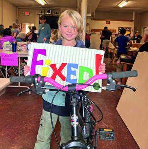 Carousel image d2dcdaa01c84eb64fe06 14 26comm repair cafe bicycle