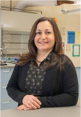 Carousel image dac09b610b22476cf85a 14 26col roots