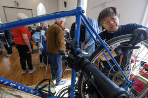 Carousel image e4818851a9201dd17db0 15 26news austerlitz repair cafe