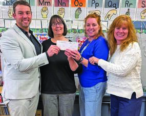 Carousel image f0b9f6eeb6b8eee12bec 16 26whos greylock