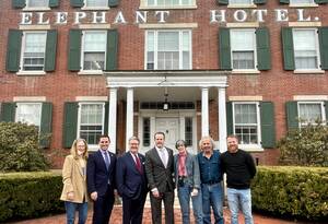 Carousel image b5fc1ed61ed332828668 1743712497 elephant hotel grant