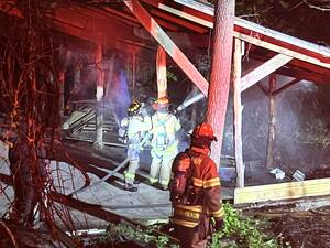 Carousel image f71a700e7a47ce189d3d 18 26blot chatham barn fire chat fire dept