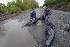 Carousel image fada124ebb14b049f327 18 26news front page photo germantown riverkeeper river sweep
