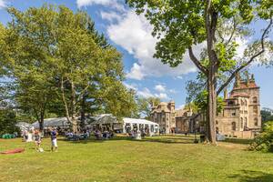 Carousel image 564e41 onthill astle eer est