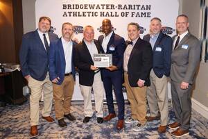 Carousel image 538d78ee3d6425129598 1