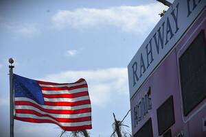 Carousel image d12d01dd5bd74c544643 1