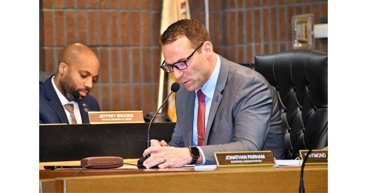 Mayor Giacobbe Addresses Dog Abuse Videos at Start of Monday's Rahway