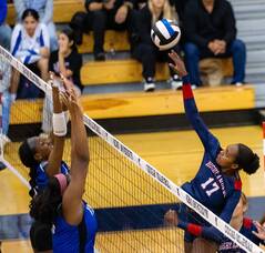 Carousel image 58823fade383623e0acd 2024 10 27 uct girls volleyball finals   gl vs union catholic 0842