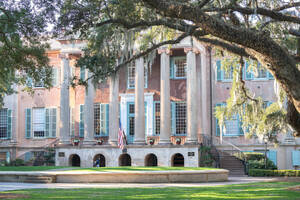 Carousel image 6f7f592d701597e5b1fe 2024.02.21.campus.beauty.cc.0002