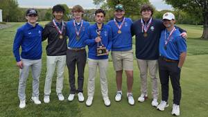 Carousel image 7ede90 estfield boys golf