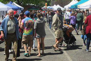 Carousel_image_93ee153a56eab39782f4_2019_lake_hopatcong_block_party