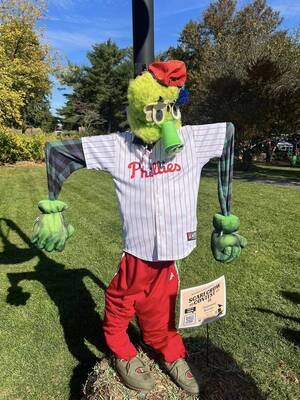 Carousel image a384d196dc0ad296f1f8 2023 scarecrow contest phanatic