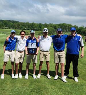 Carousel image b47ffc estfield igh chool boys golf team