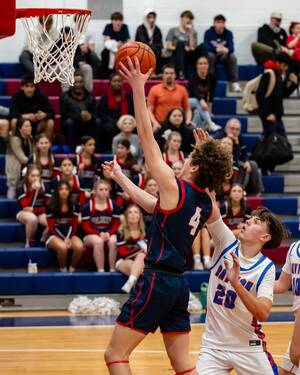 Carousel image clone 1675258 f12fc3cf5c2a1bef38ec 20250116glboysvarsitybasketballvsdayton3058