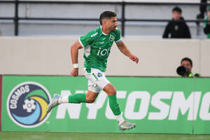 Carousel image f5a425515a0313e47385 20260403 cosmos charl 31