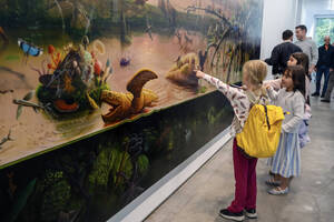 Carousel image b512500643e2a57c343d 22 26ent school opeing photo 1