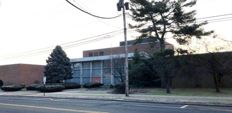 saks off 5th new jersey