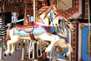 Carousel image 06f2bb43673b3341be45 23 24news carnival carousel