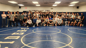 Carousel image 5023abca26b99ec86fb6 24 25 team picture wrestling