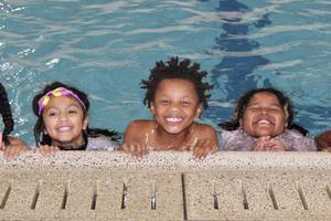 Carousel image 5d9cfe75663f6ba33641 2. ymca swim lessons