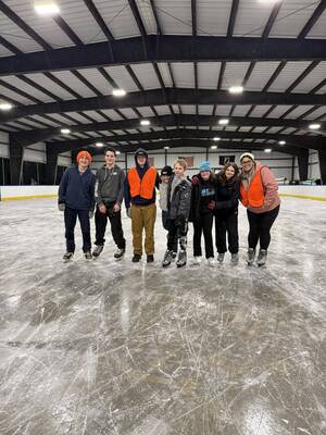 Carousel image bb2862e3c05661ad804a 3 10 hoosick ice rink pic