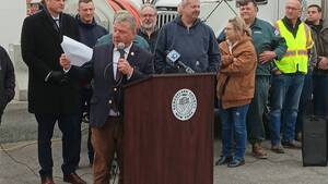 Carousel image bcfda265afaf7c4a3979 3 24 chips funding pic