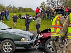 Carousel image 35a7577c37df871bfd39 5 8 hartford prom crash drill