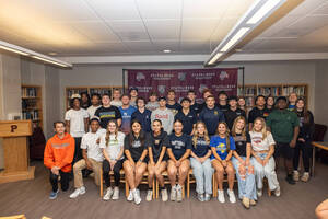 Carousel image b34e103ef31b0e5768e2 5y7a0677 ncaa signingday