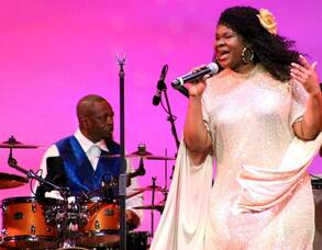 Carousel image bda46f15a3cd979adbc9 6 22 25 masters of soul concert img 5390
