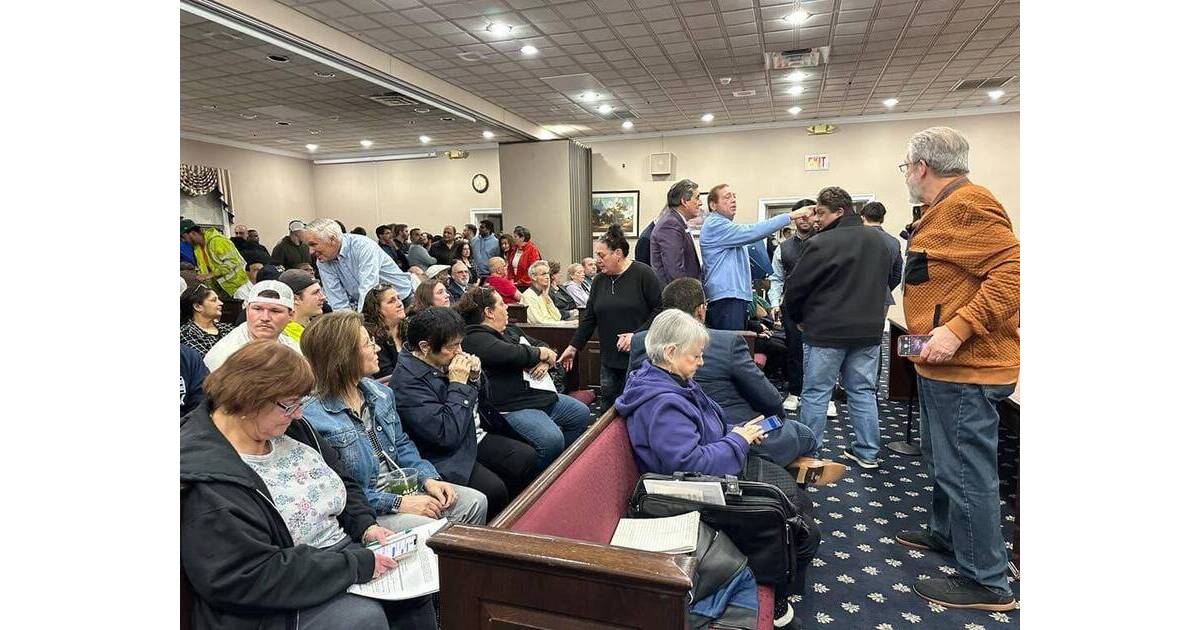 Crowd, Chaos and Obscenities Erupt at Parsippany Council Meeting ...