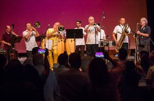 Carousel image 9e3eb03637248b86d024 7 12 25 jimmy bosch salsa