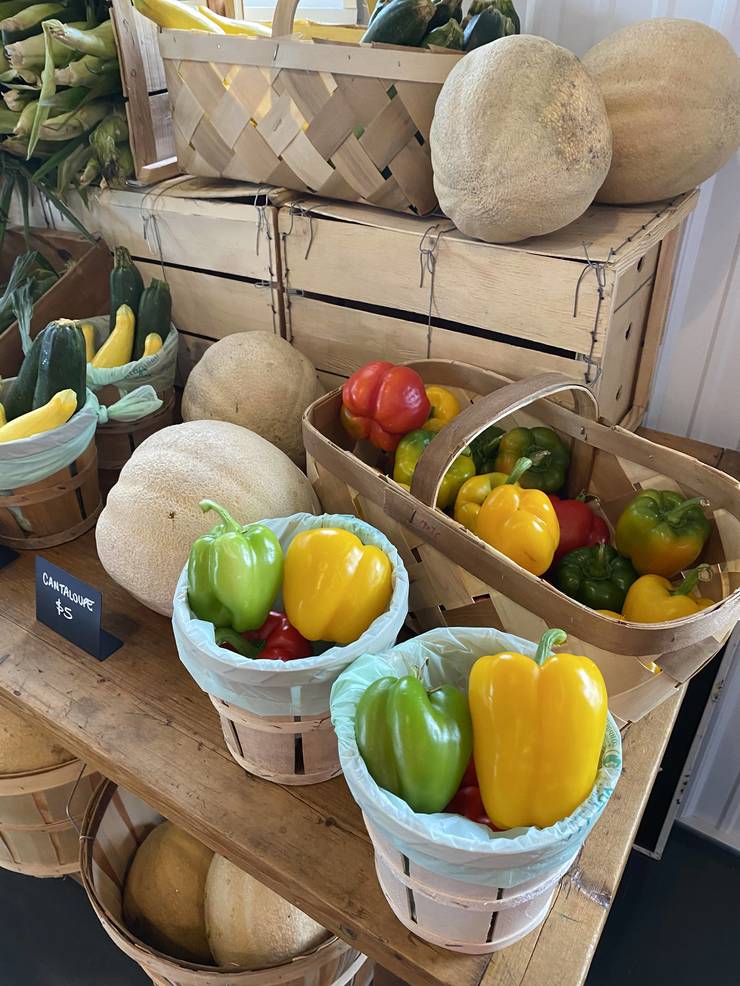 Oak Hill Farms A Grand Country Style Store and More, Opens in Holmdel