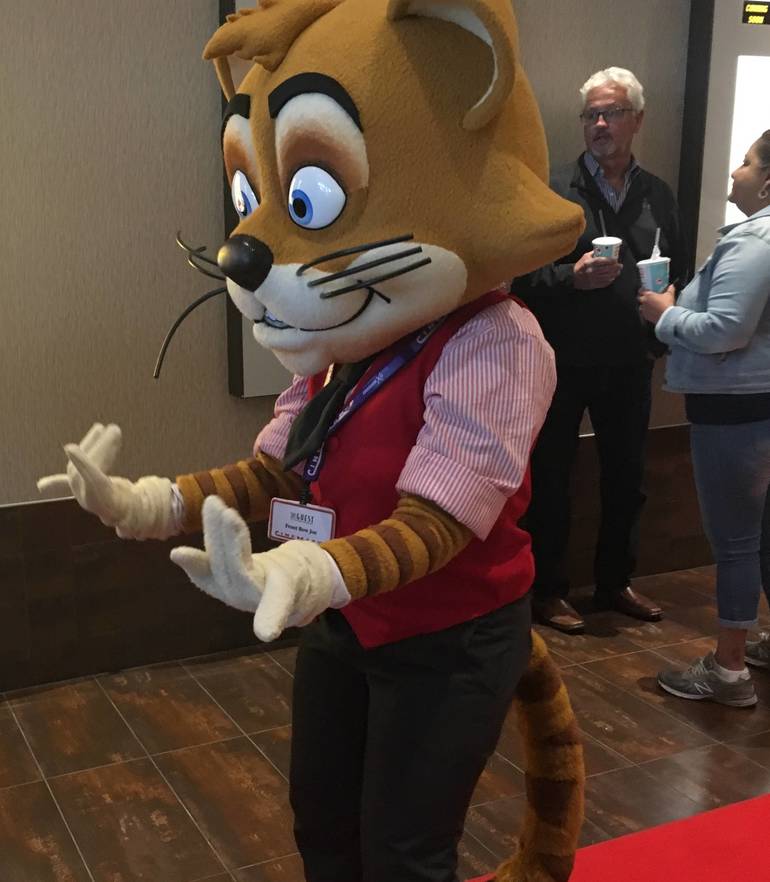 Cinemark Watchung Opens “Best Seat in Town” TAPinto