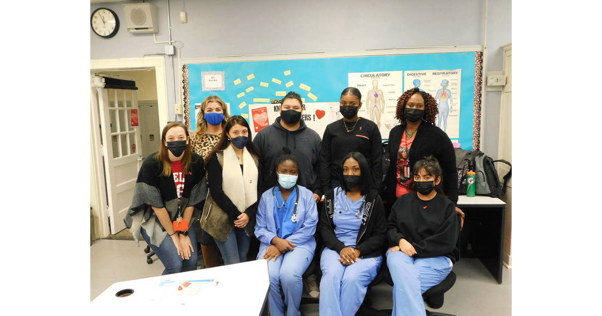 Roselle Schools and Students Recognized by District Leadership