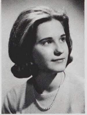 Carousel image c429a6f554070745327f aklonis senior picture