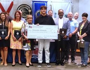 Carousel image 631caf306d5a70bcb3d3 alexander almanzar