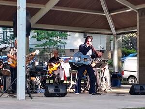 Carousel image 1c58c5706dbe4aa2544d anthony liguori sings at woodland park in hasbrouck heights