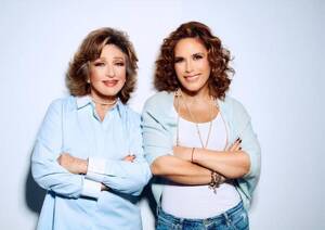 Carousel image 6a1ba40769e66e7f2f39 angelica vale and angelica maria