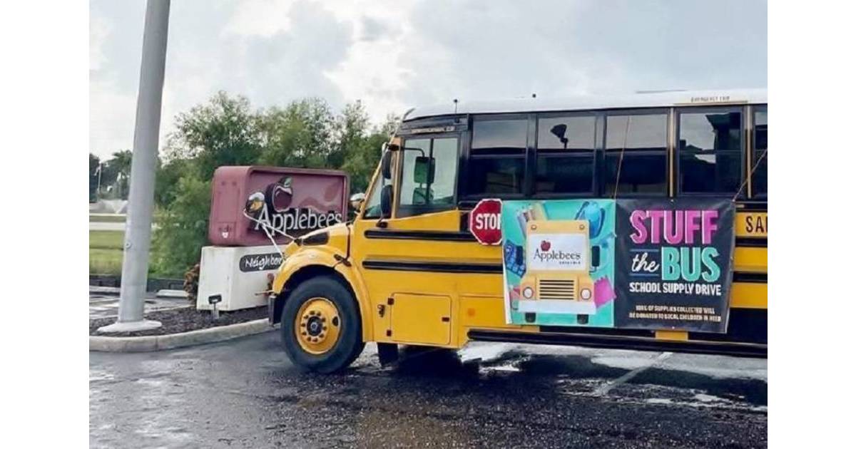 Applebee’s Says It’s Time to ‘Stuff the Bus!’ Woodbridge/Carteret