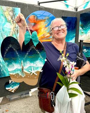 Carousel image ee4994ace7b376c207db arts