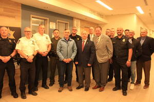 Carousel image a7e01250cb523f82b53d assemblymembers host crime roundtable photo