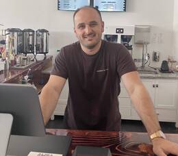 Carousel image 037c53e4b39fc0791bac aura