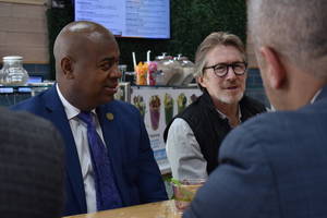 Carousel_image_53211fa9e59d69699240_audible