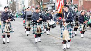 Carousel image 1900eb2a6277228b923e bagpipers