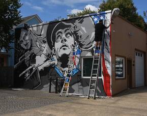 Carousel image 713e3a444e7eb679bce6 basilone mural 2