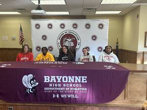 Carousel image cff56dddf18b630b25f1 bayonne d 1 girls