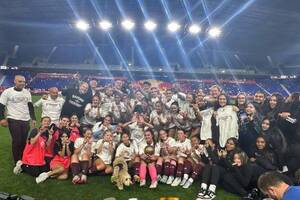 Carousel image d1176c9f02aae27b4baa bayonne girls soccer red bull